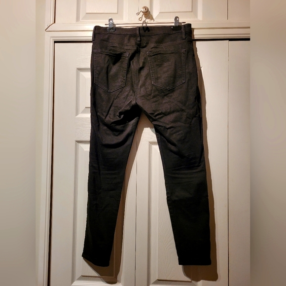 31R True Skinny GAP black jeans - Picture 2 of 2